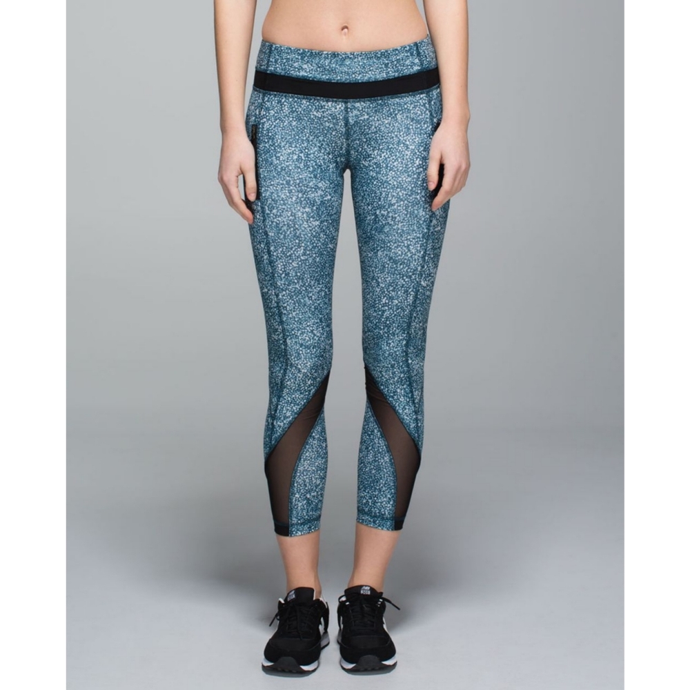 Lululemon Inspire Tight II in Pebble Print